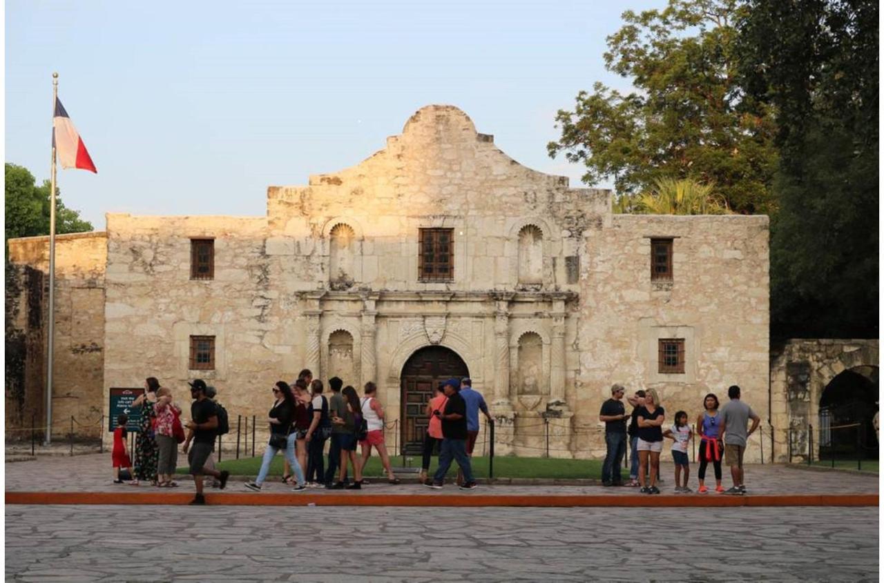 Stunning 3 Bedroom Home Near Dt Alamodome - Riverwalk San Antonio Kültér fotó